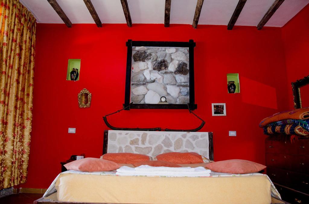 Hotel Vila "Oda E Miqve" Vlore Exterior photo